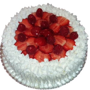 Tarta de nata con fresas y frambuesas